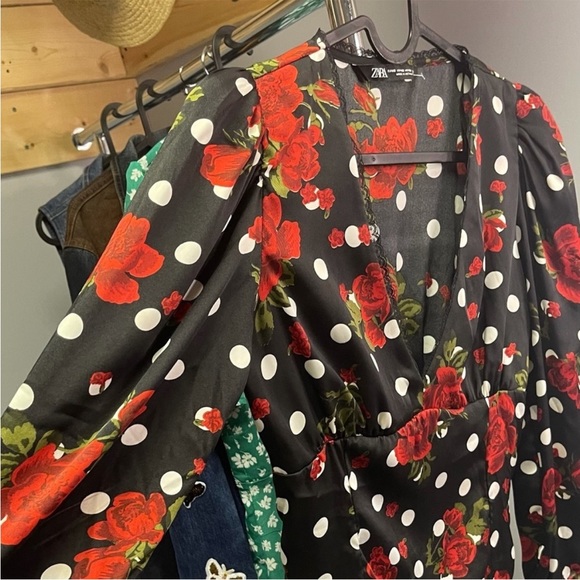 NWOT Zara Blouse Romantic style - Picture 8 of 13